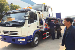 泾县汽车道路救援拖车价格